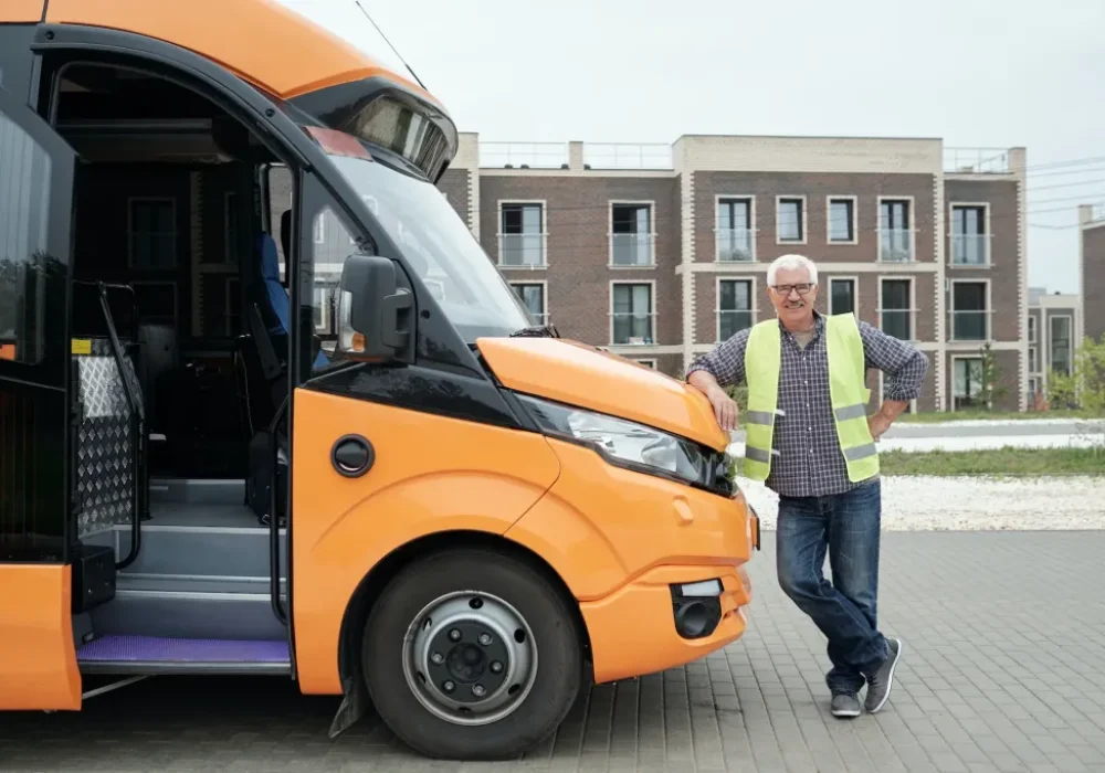 bus-driver-waiting-for-passengers